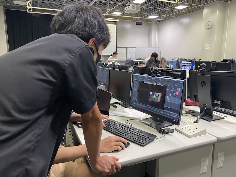 でじでじ作業風景