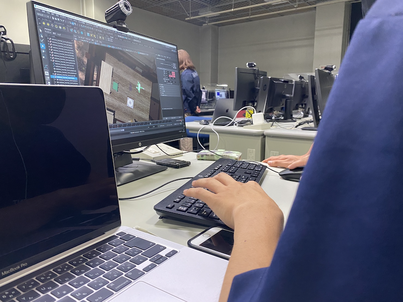 でじでじ作業風景